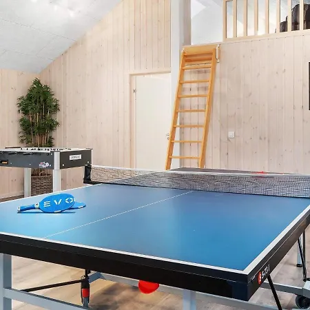 24 Person In Hasselberg Feriehus Kappeln
