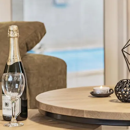 24 Person In Hasselberg Tatil Evi