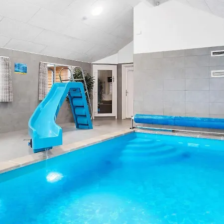 24 Person In Hasselberg